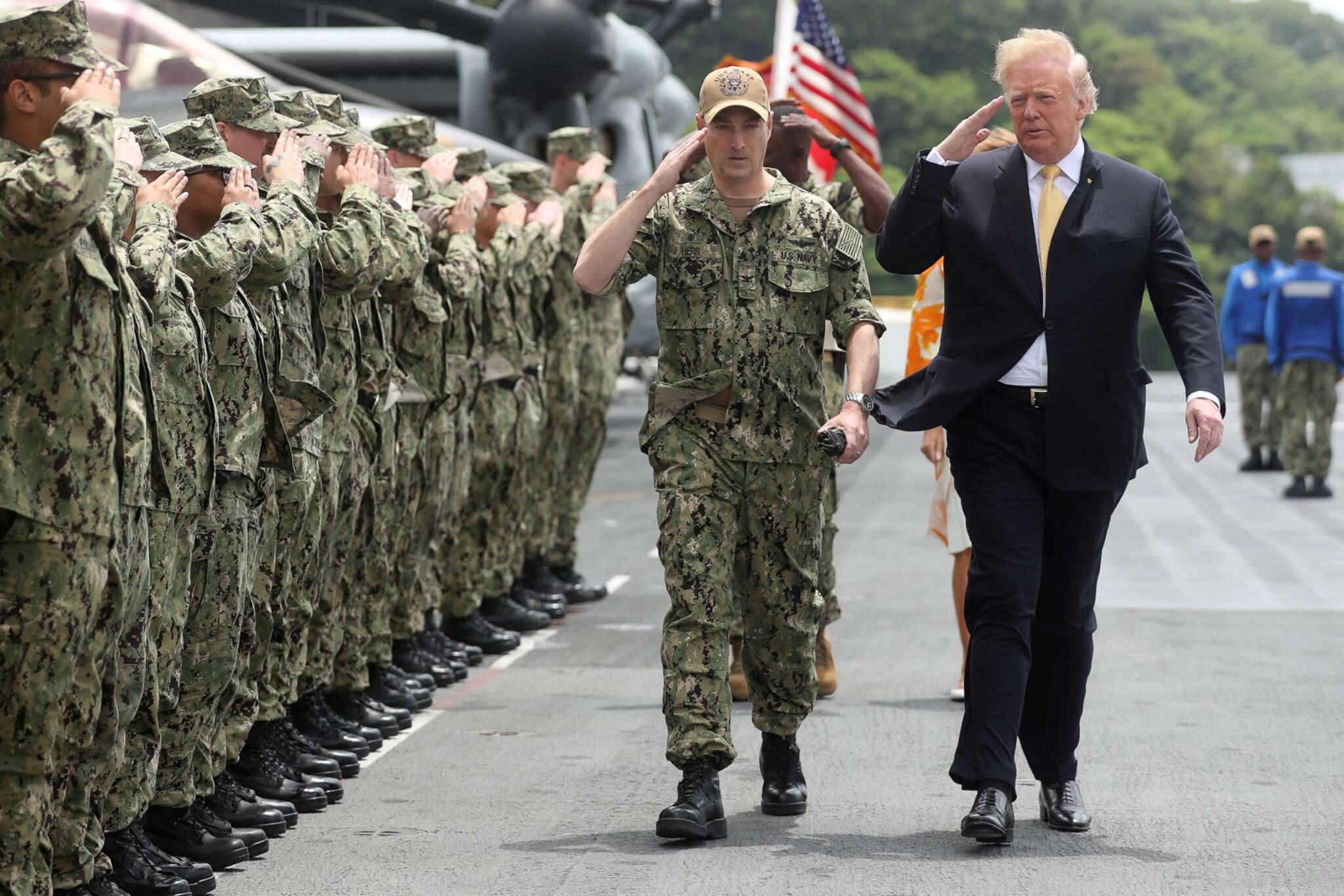 Venezolanos piden a Trump intervenir militarmente para derrocar al dictador Maduro: «Apoyaré cualquier cosa que libere mi país»