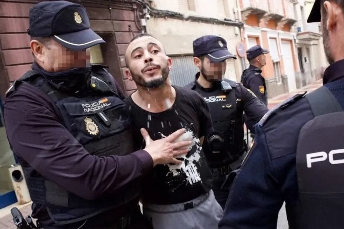 Liberan a un inmigrante marroquí que tiroteó en 2024 a dos porteros de discoteca de Murcia por no dejarlo entrar en chándal