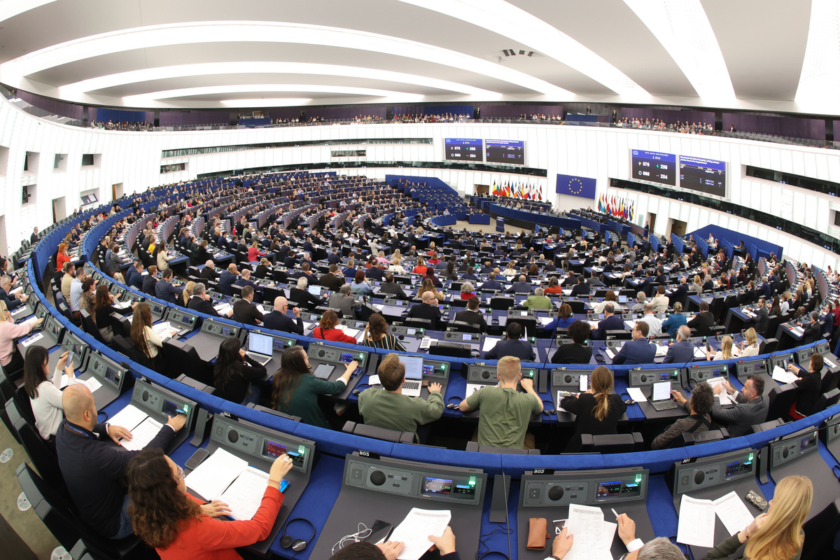 VOX impulsa en el Parlamento Europeo un plan con «soluciones reales» para evitar tragedias ferroviarias mientras salen a la luz las graves negligencias en Adamuz