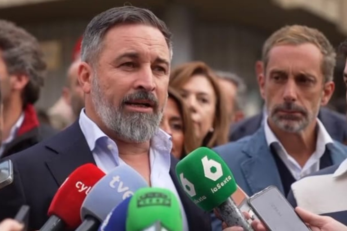 Santiago Abascal denuncia ante la situación en la CV que el PP es «siempre un misterio»: «Nosotros somos extraordinariamente claros, y lo fuimos en la negociación de los Presupuestos y en la salida de los gobiernos»