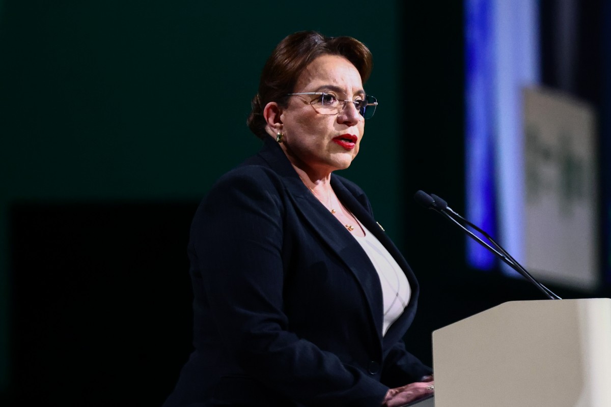 Xiomara Castro insiste en promover la crispación y sabotear las elecciones en Honduras para blindarse ilegalmente en el poder