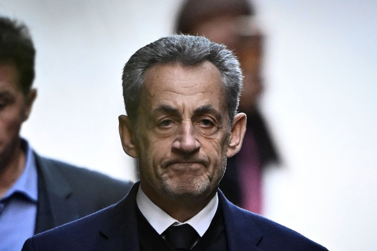Presos islamistas amenazan al expresidente de Francia Sarkozy en prisión: «Sabemos lo que hiciste. Vamos a vengar a Gadafi»