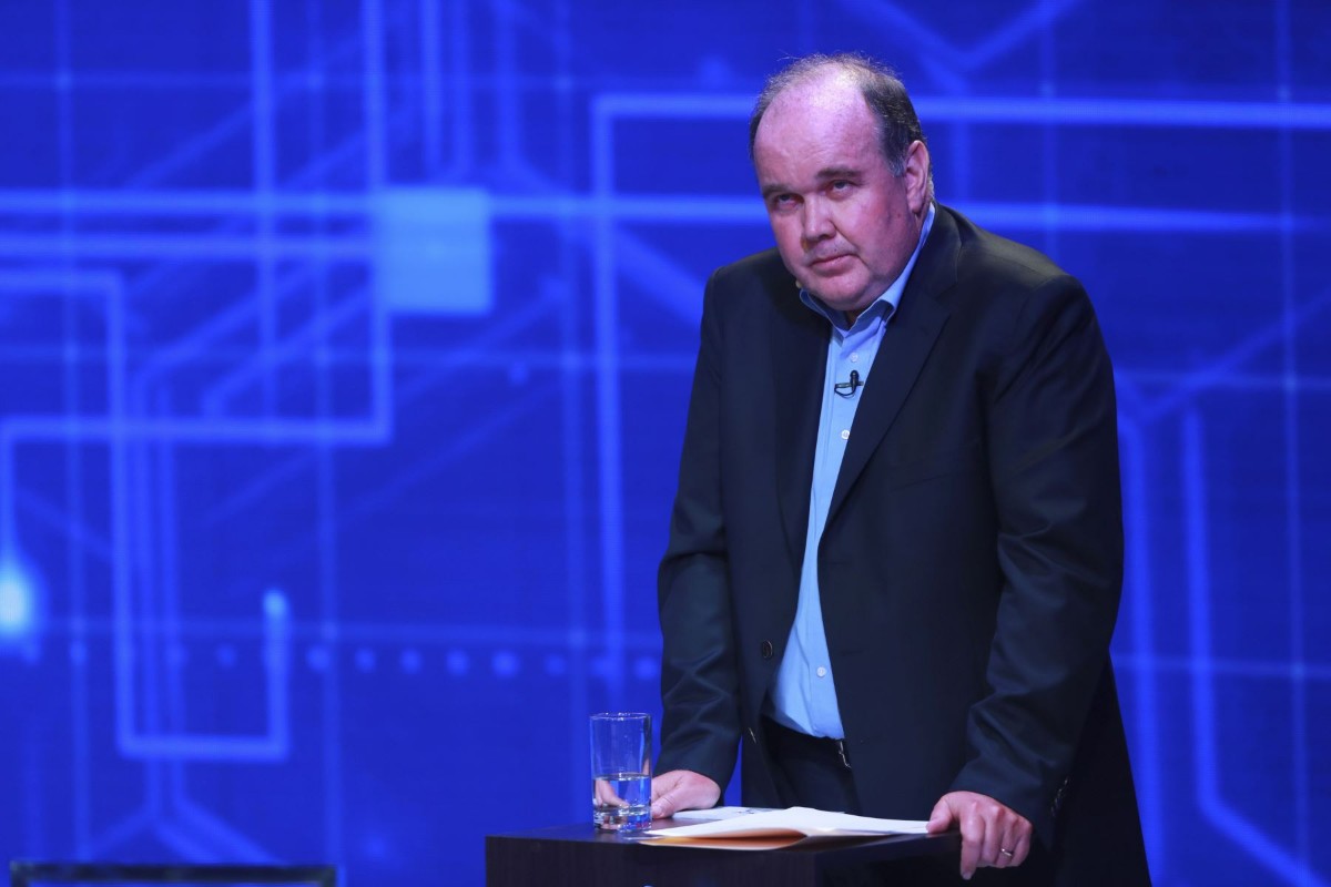 Detenido un individuo con un revólver cargado que pretendía disparar al alcalde de Lima, el patriota Rafael López Aliaga, mientras pronunciaba un discurso