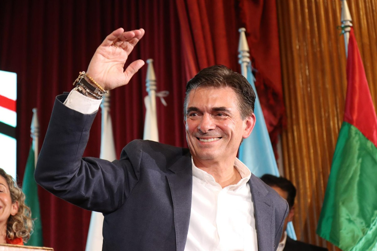El nuevo presidente de Bolivia inicia contactos con EEUU para resolver el problema de la escasez de combustible, legado por el izquierdista Luis Arce