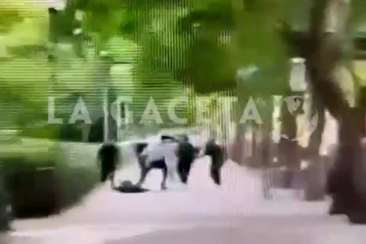 Detenidos seis menores de origen extranjero por palizas y robos con violencia durante el fin de semana en Barcelona
