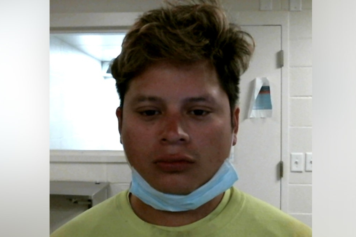 Un inmigrante ilegal guatemalteco deportado en el año 2020 regresa a EEUU y asesina a un hombre en Carolina del Norte