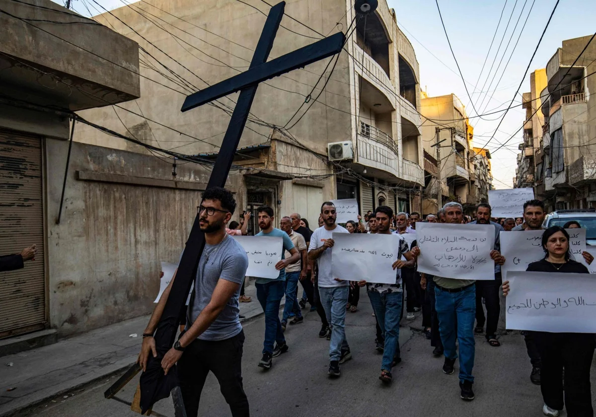 Las comunidades de cristianos en Irak alertan de un repunte del riesgo de atentados yihadistas tras los movimientos de presos de Estado Islámico