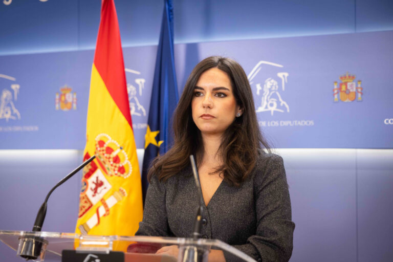 Pepa Millán (VOX) retrata al Gobierno tras aprobar otros 25 millones para los menas en Ceuta: «Roba a los españoles para pagar a los invasores»