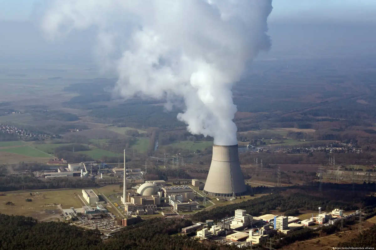 El Banco Europeo de Inversiones presidido por Calviño paga el mantenimiento de las nucleares en Finlandia mientras Sánchez las cierra en España