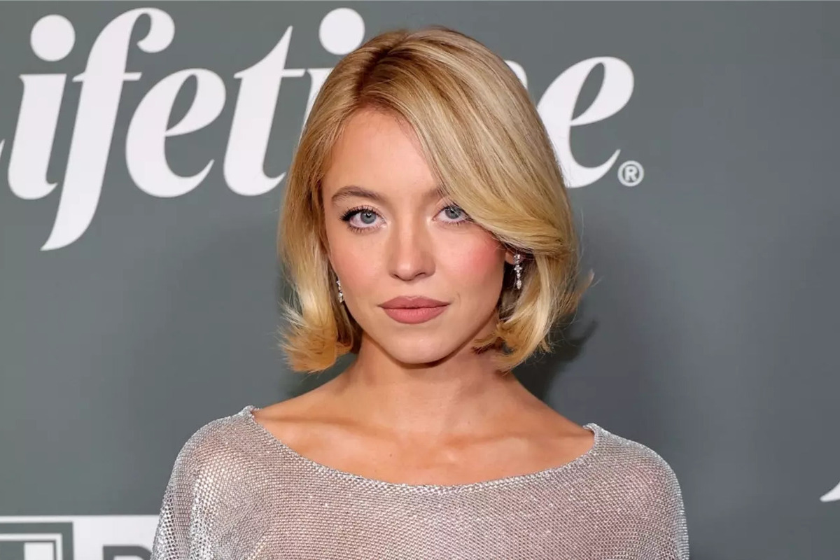 Sydney Sweeney rechaza renegar públicamente de su propia raza y no se disculpa por el anuncio sobre sus ‘jeans’