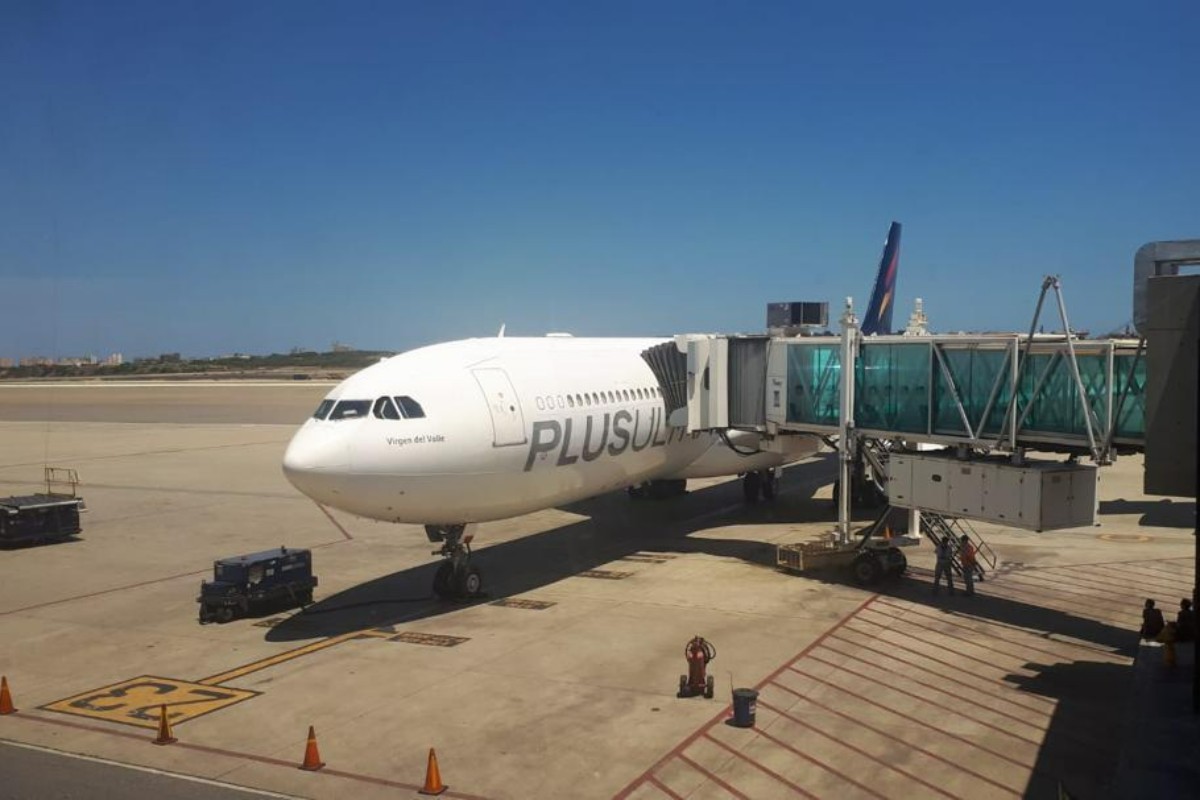 El Gobierno de Sánchez disolvió el «Grupo Ares» de la Guardia Civil tras investigar presuntas irregularidades operativas y documentales de la aerolínea Plus Ultra