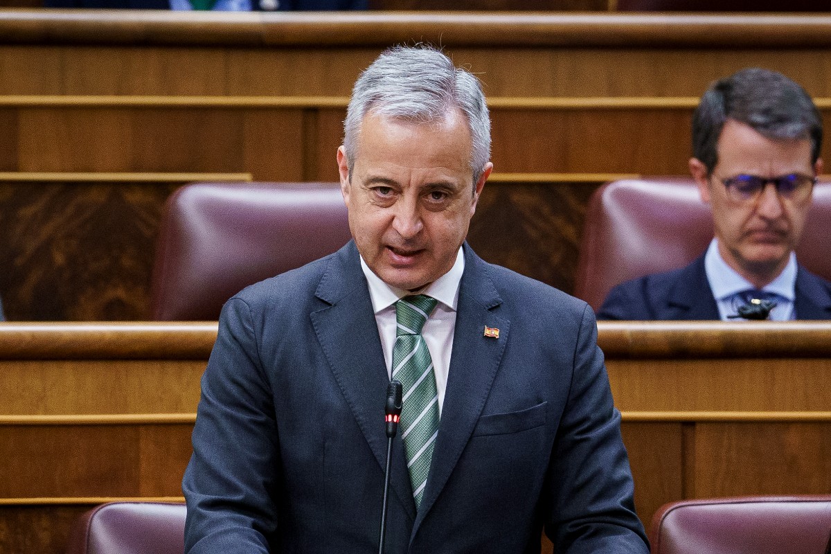 VOX retrata al Gobierno por la situación económica: «La presión fiscal asfixia a familias, tenemos la mayor tasa de paro de la UE y cada año somos más pobres»