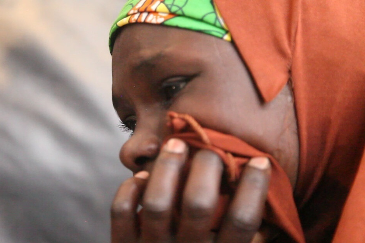 Asesinan al director y a un guardia, y secuestran a 25 alumnas de un internado femenino en Kebbi (Nigeria)