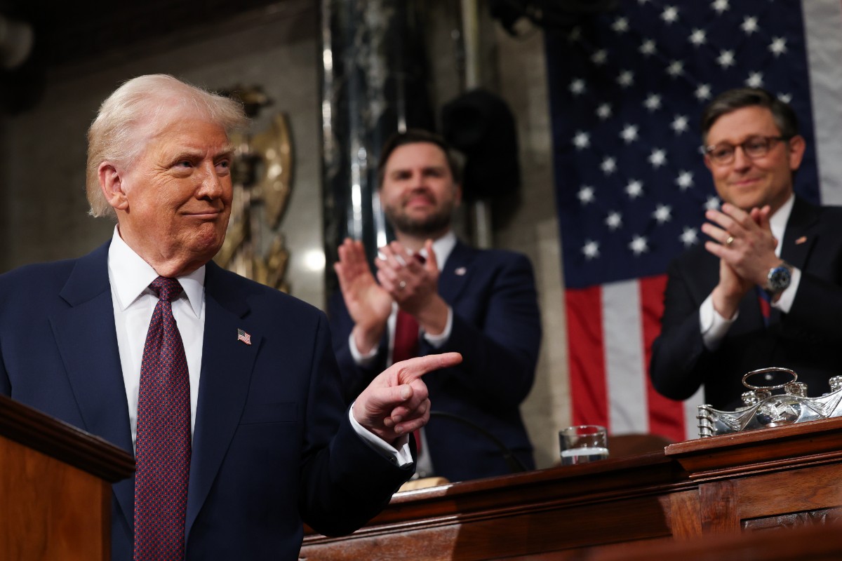 Trump, tras la operación militar a gran escala en Venezuela que ha terminado con la detención de Maduro y su mujer: «Ha sido brillante»