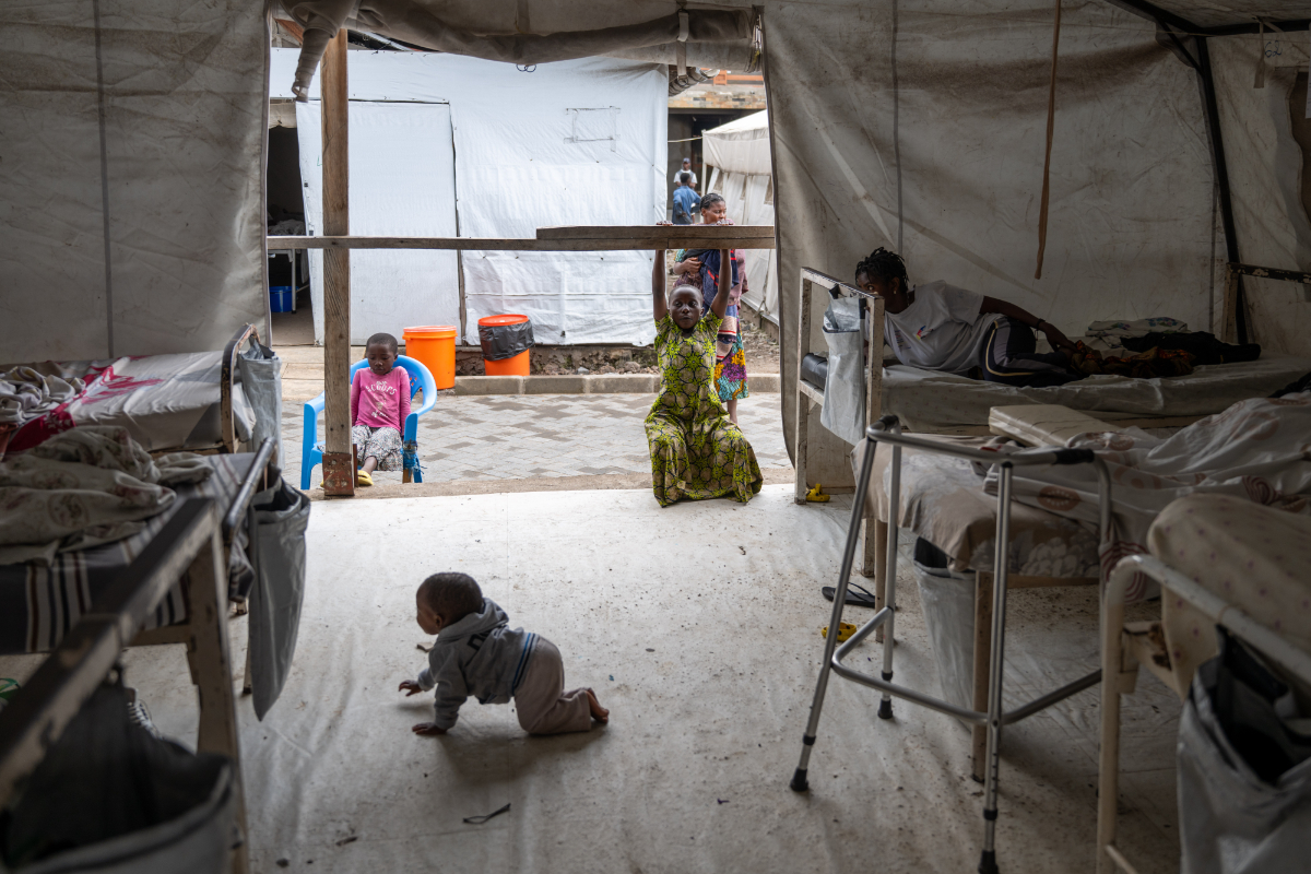 Yihadistas de Estado Islámico asesinan a al menos 17 cristianos en un hospital católico del Congo: «Degollaron a mujeres que estaban amamantando»