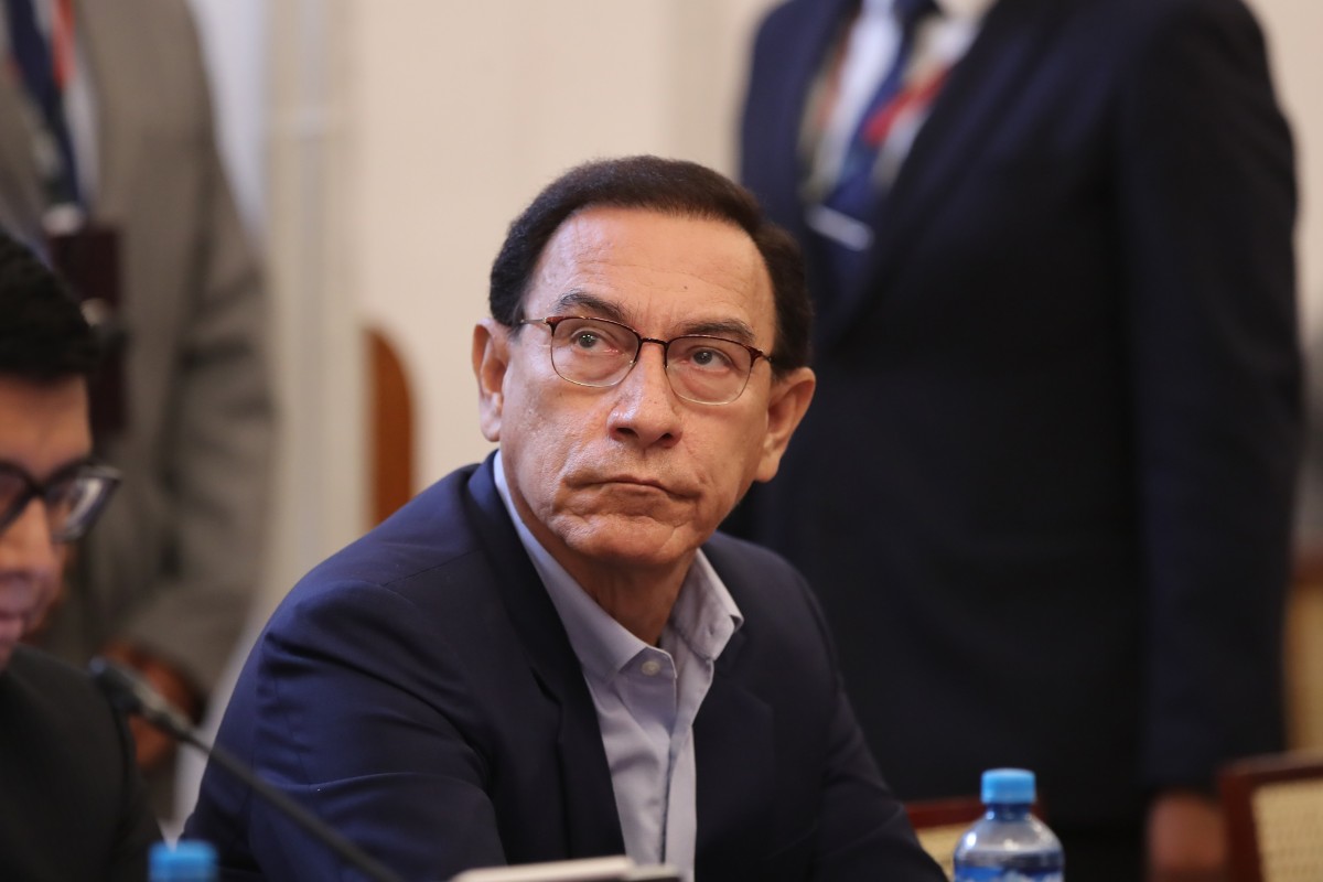 Condenado a 14 años de prisión por corrupción el expresidente peruano Martín Vizcarra