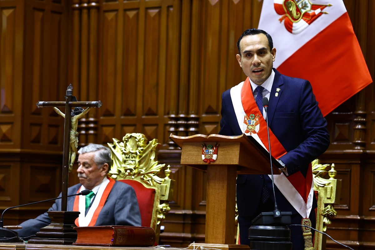 El presidente de Perú pide al Congreso poderes especiales para legislar en materia de seguridad ciudadana