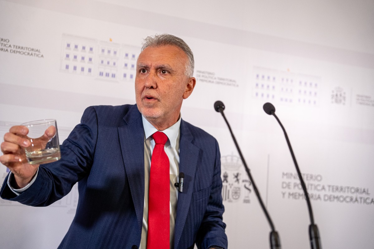 El ministro Torres, pillado entre mentiras: la UCO revela sus contactos con los implicados en la trama Koldo