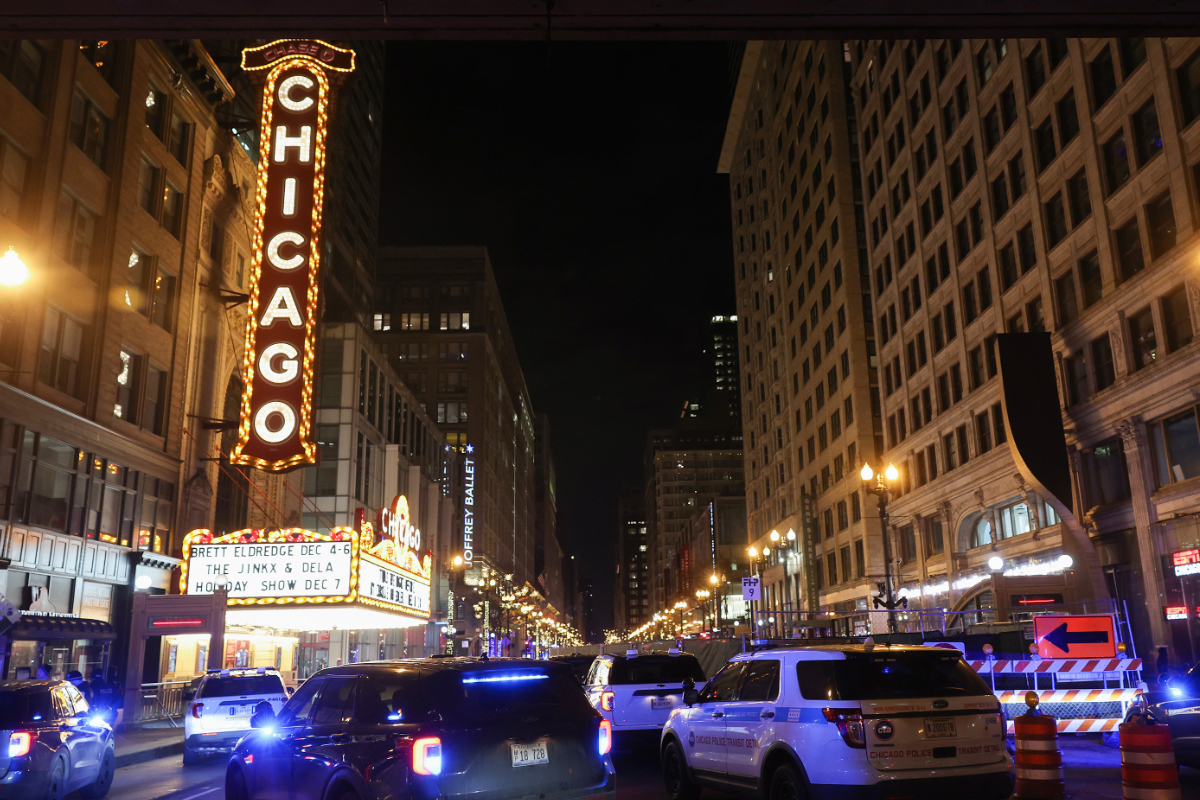 Tres menores inmigrantes acusados del asesinato a puñaladas de un hombre sin hogar en Chicago (EEUU)
