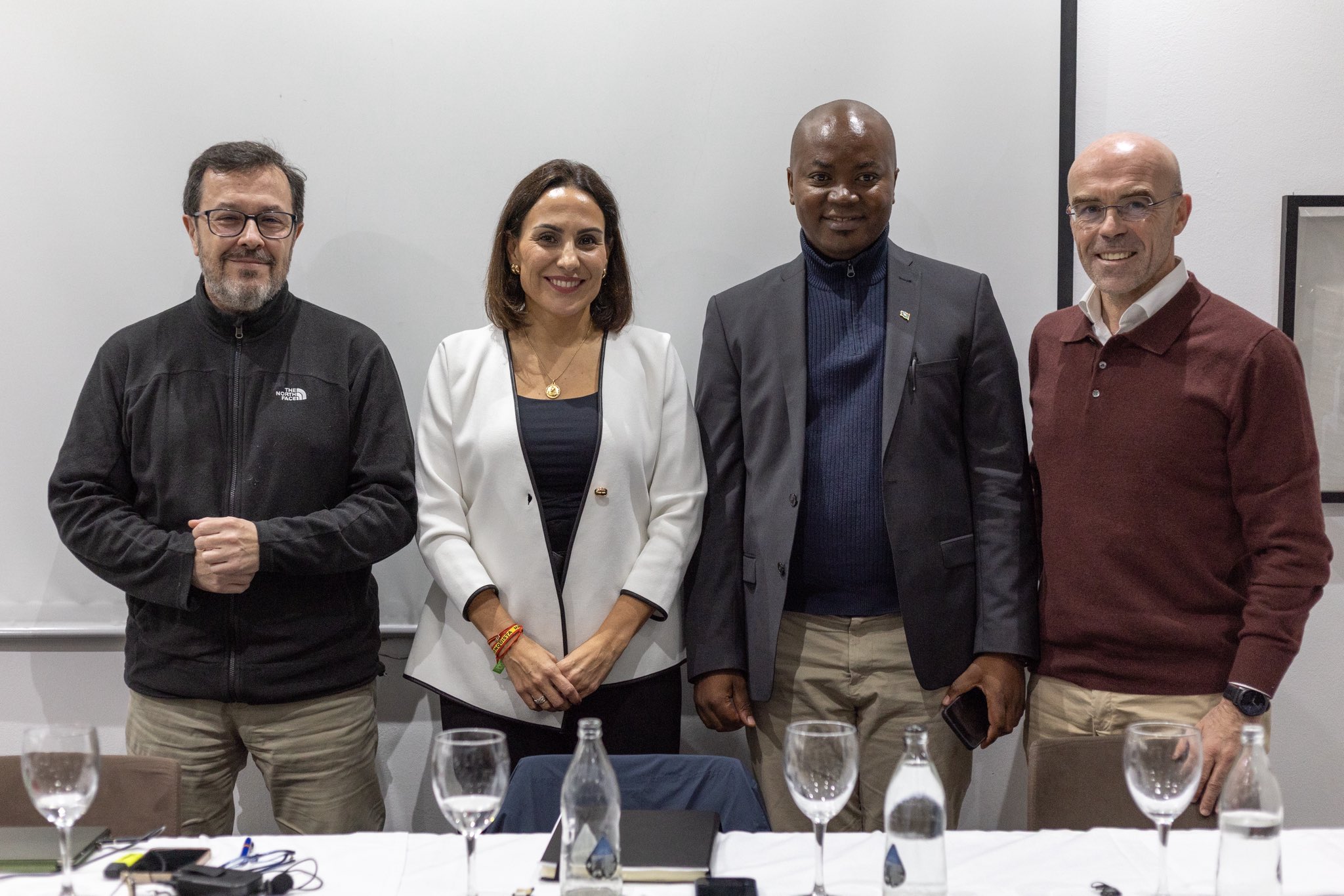VOX organiza un acto ante un centenar de personas en defensa de los católicos perseguidos: «No basta con condenas verbales»