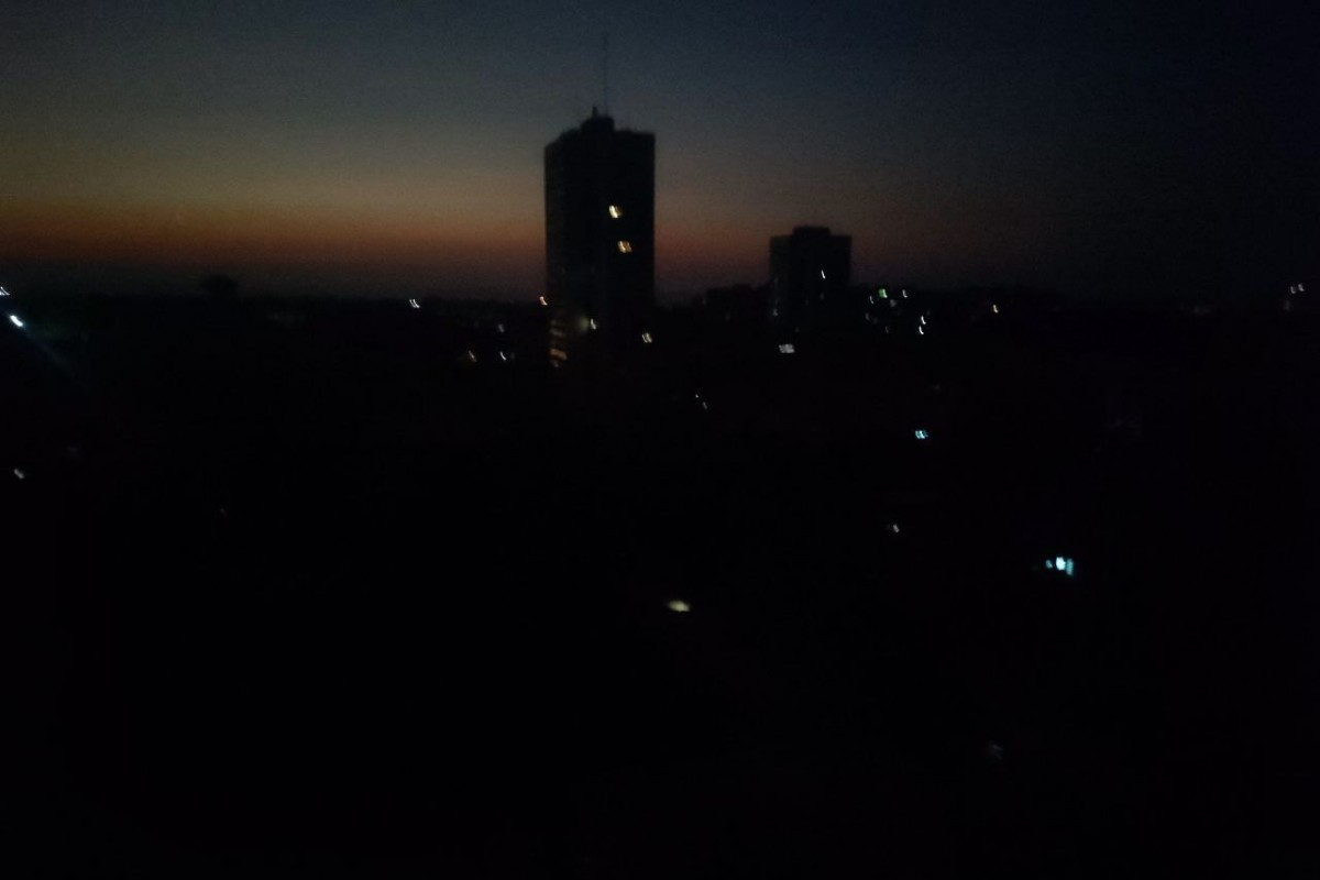 Más de la mitad de Cuba es sometida a apagones masivos en medio del colapso del sistema eléctrico