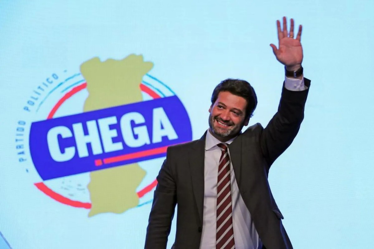El partido soberanista CHEGA propone prohibir la financiación de mezquitas y limitar las ayudas sociales a inmigrantes