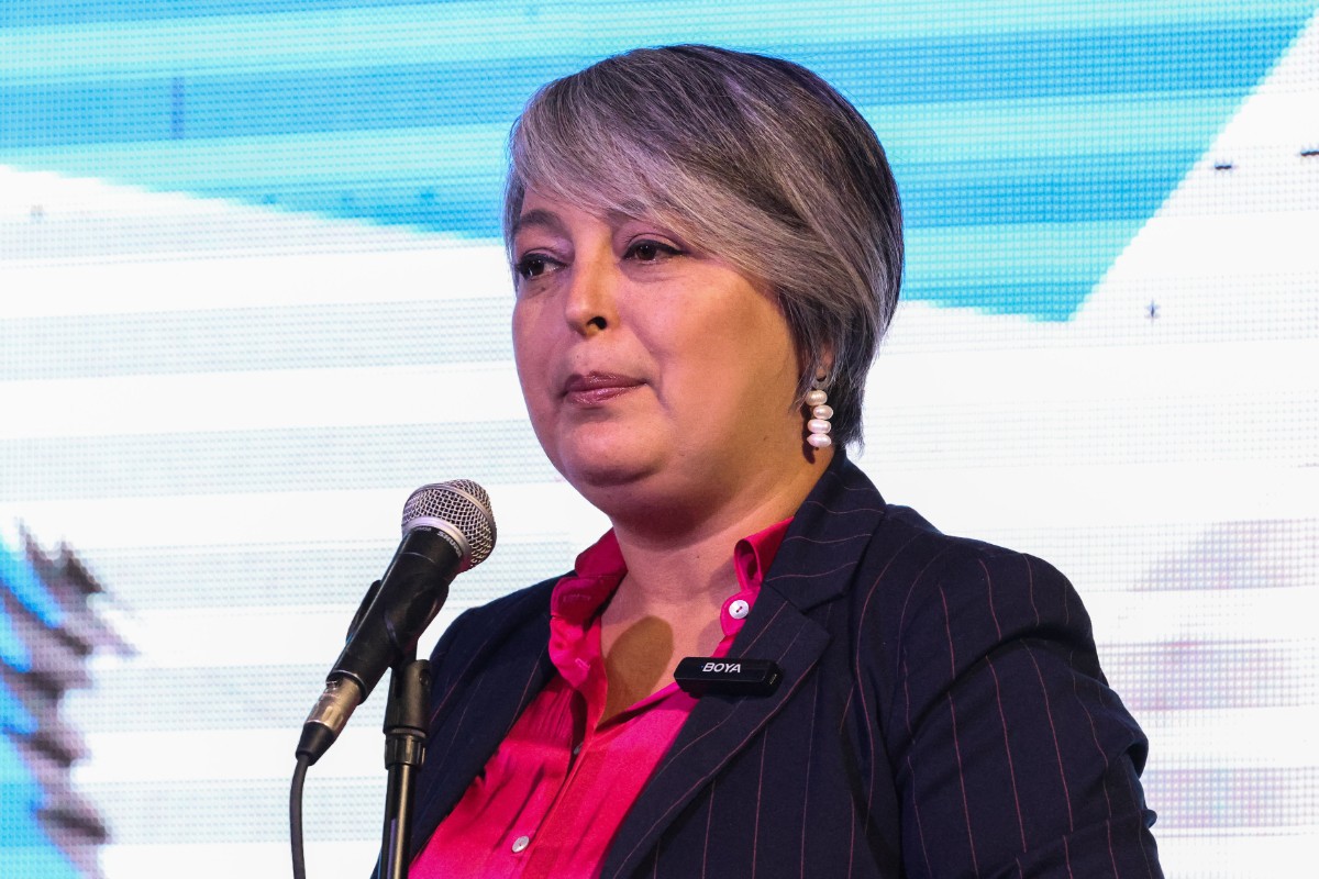 Jeannette Jara: la comunista que quiere reforzar la imposición de la ideología ‘woke’ en Chile