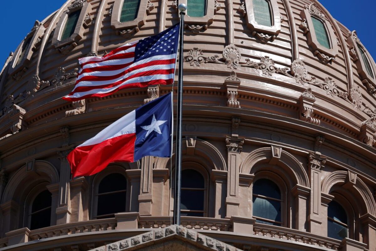 Texas aprueba una enmienda constitucional que exigirá la nacionalidad estadounidense para votar tras la victoria de un musulmán en Nueva York