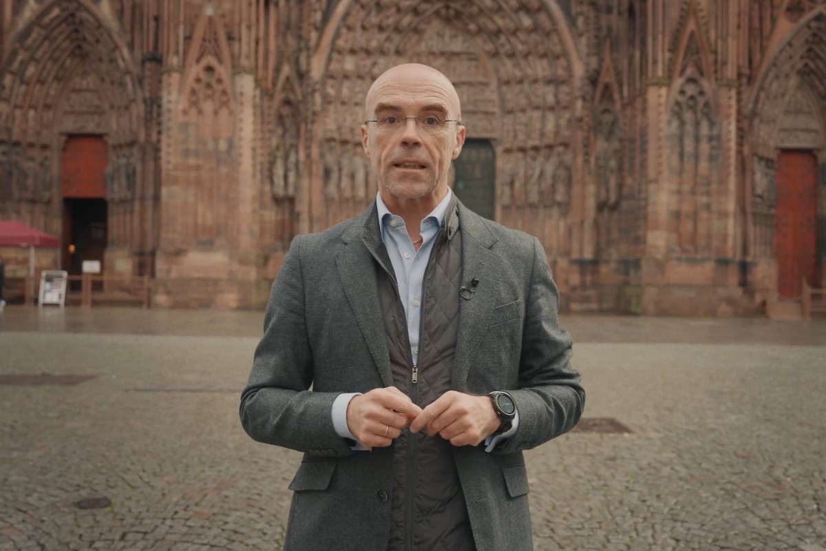 VOX lanza una campaña contra el euro digital: «Si se aprueba será el fin de tu libertad, privacidad y soberanía»