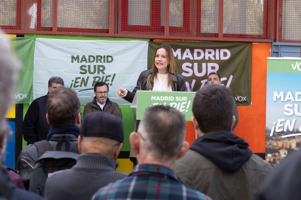 Isabel Pérez Moñino (VOX) denuncia en San Cristóbal (Villaverde) que la inmigración masiva alentada por el bipartidismo «vacía nuestra tesorería y llena nuestras cárceles»