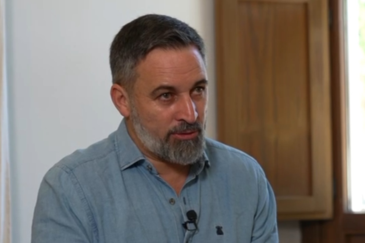 Visto para sentencia el juicio contra los autores del cartel que amenazaron a Santiago Abascal «con un tiro en la nuca»