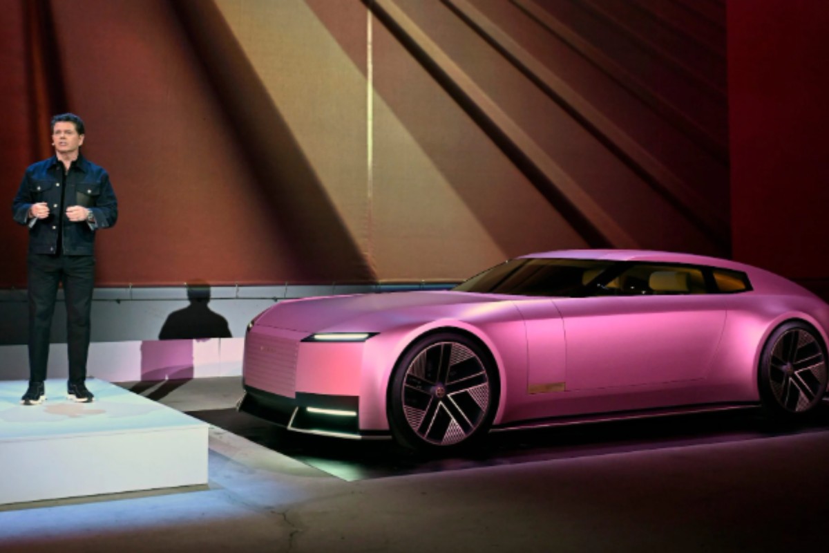 Jaguar despide al creador de su rediseño ‘woke’ mientras la marca lucha por sobrevivir