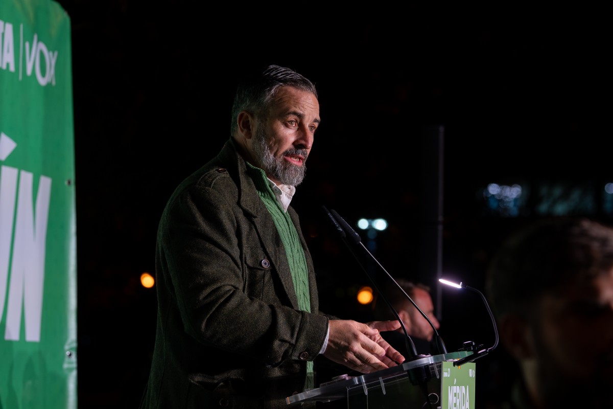 Santiago Abascal denuncia en Mérida que el bipartidismo ha condenado a Extremadura a una «degradación» generalizada y reivindica a VOX como alternativa