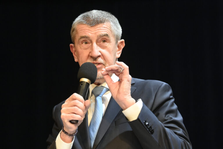 El primer ministro checo, Andrej Babis, elogia a Santiago Abascal: «Aprecio su valentía política. VOX da voz a muchos españoles que se sienten ignorados»