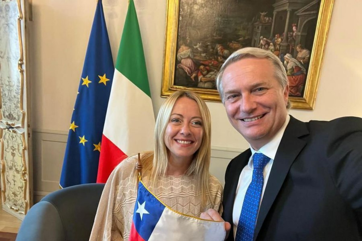 Meloni celebra el triunfo del patriota Kast en Chile: «Felicito a mi amigo por el gran éxito en las elecciones presidenciales»