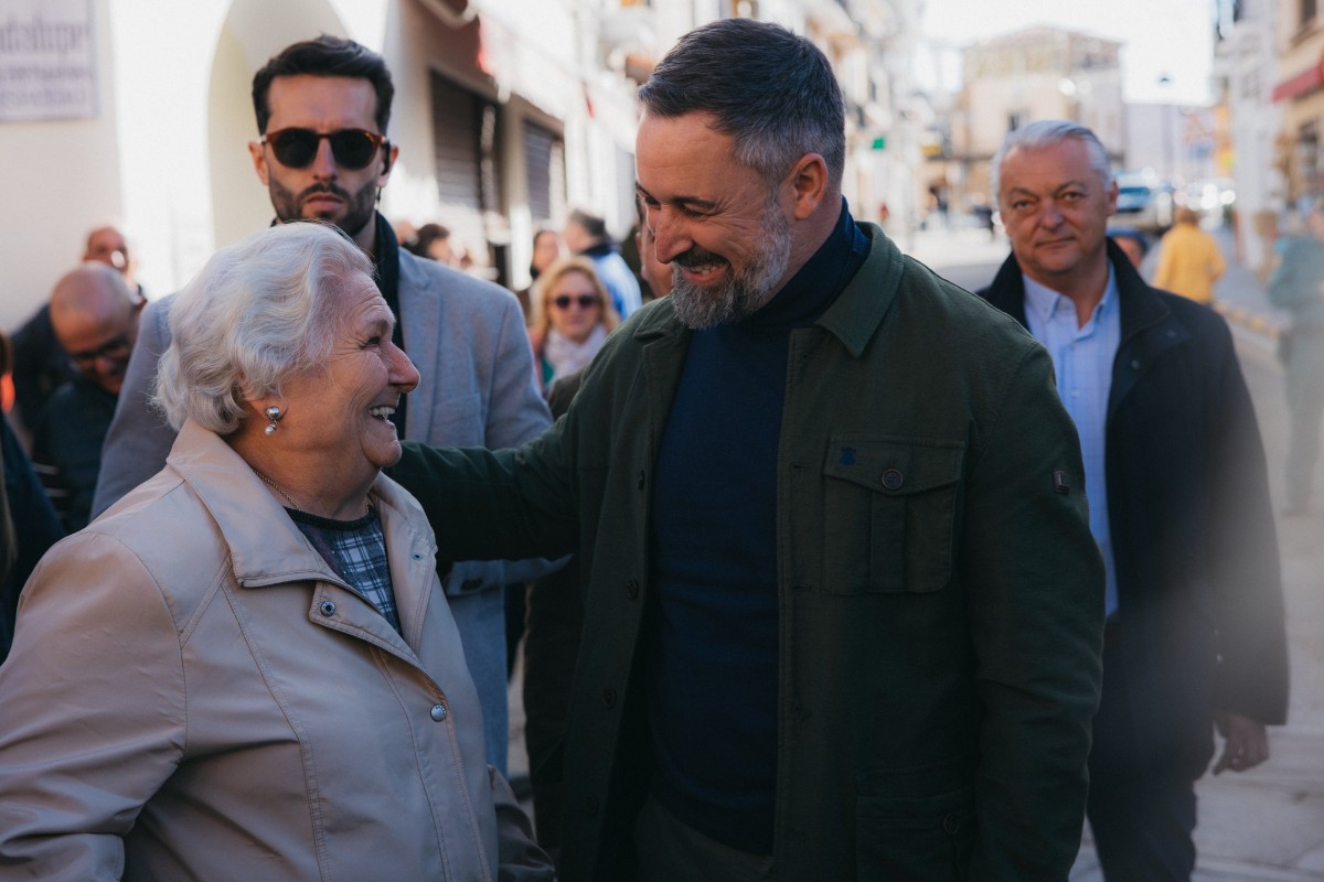 Clamor en Guadalupe para que la Virgen «salve» a España y «haga presidente» a Abascal