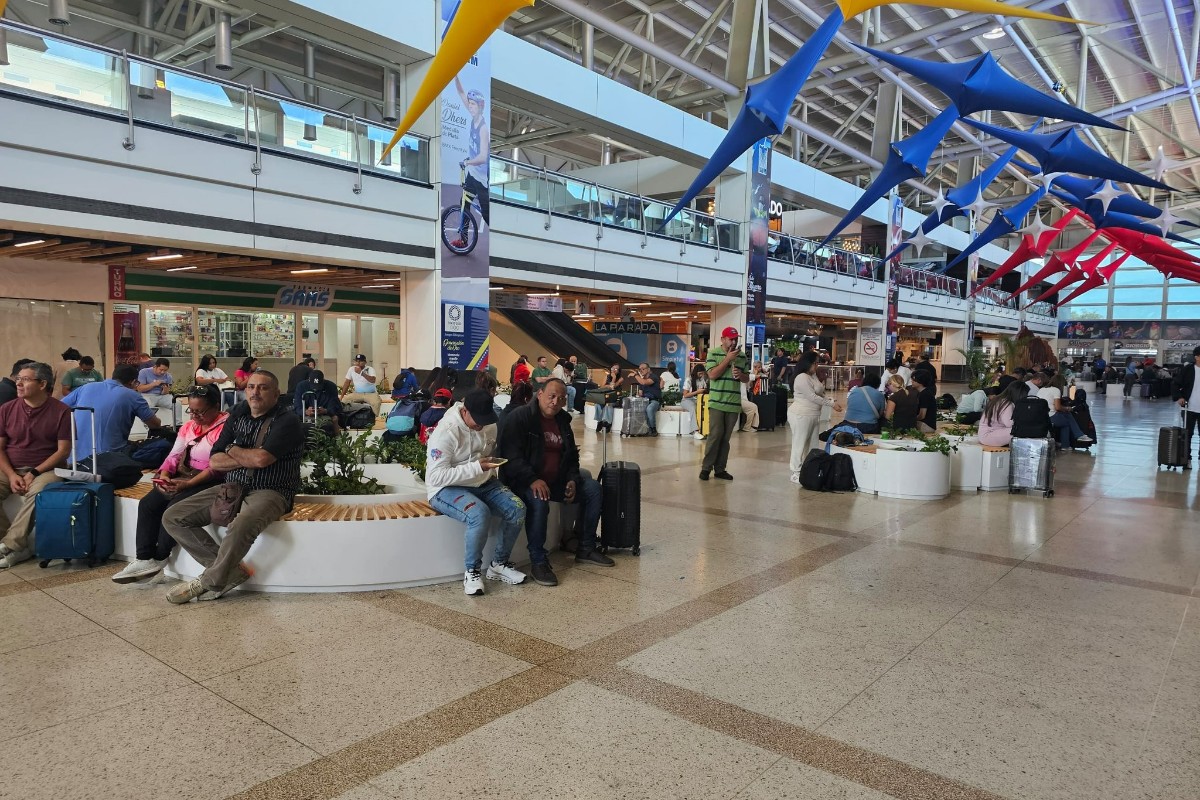 Todas las aerolíneas internacionales que volaban a Venezuela han suspendido temporalmente sus actividades por seguridad