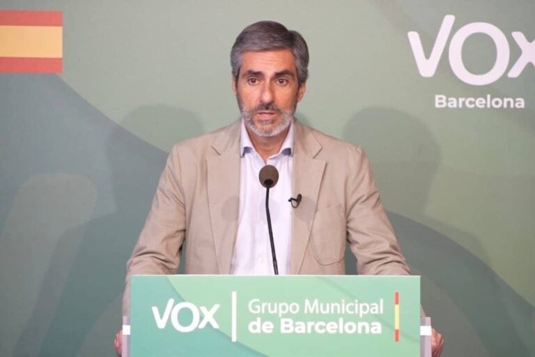 VOX, sobre la guía del Ayuntamiento de Barcelona que llama a no bailar en los colegios durante el Ramadán: «Es escandaloso. Quieren que la ciudad sea Marrakech»