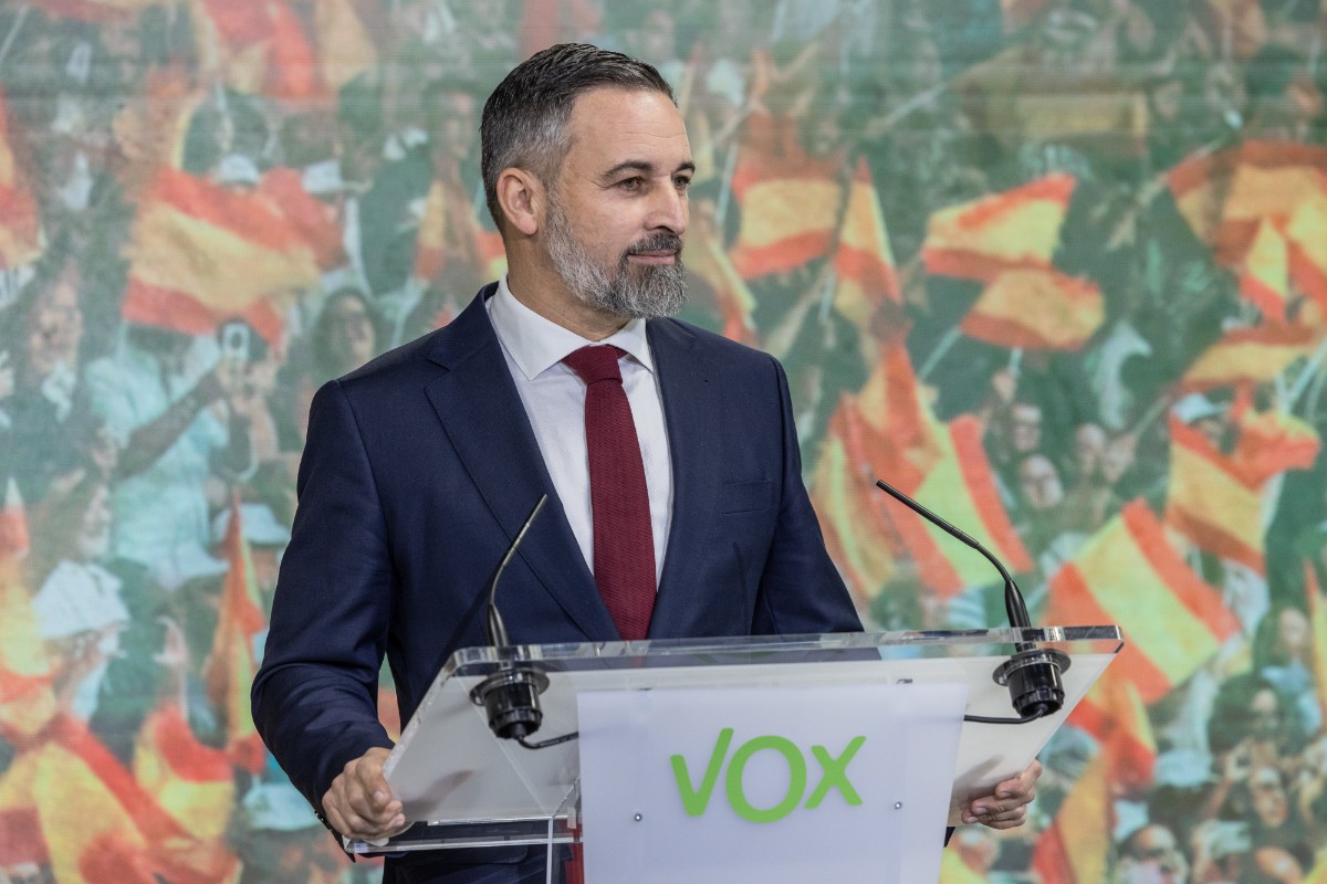 Santiago Abascal señala que la «mafia de Sánchez» está «colapsando» y reitera que los extremeños hablaron ayer con «claridad» y dijeron que quieren «más del doble de VOX»