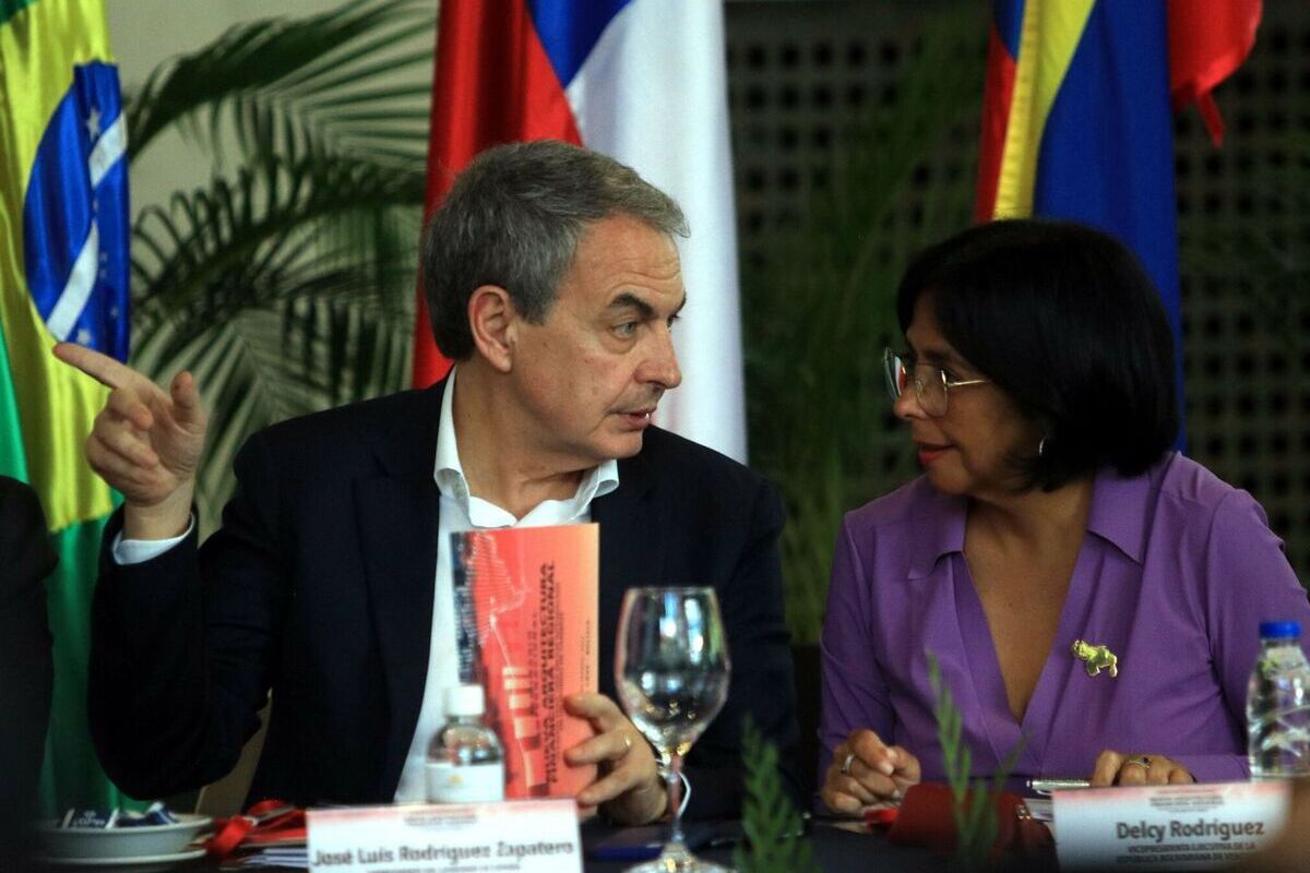 Ábalos vincula a Zapatero con el narcorégimen de Maduro: «Delcy pidió ver al expresidente fuera de Barajas»
