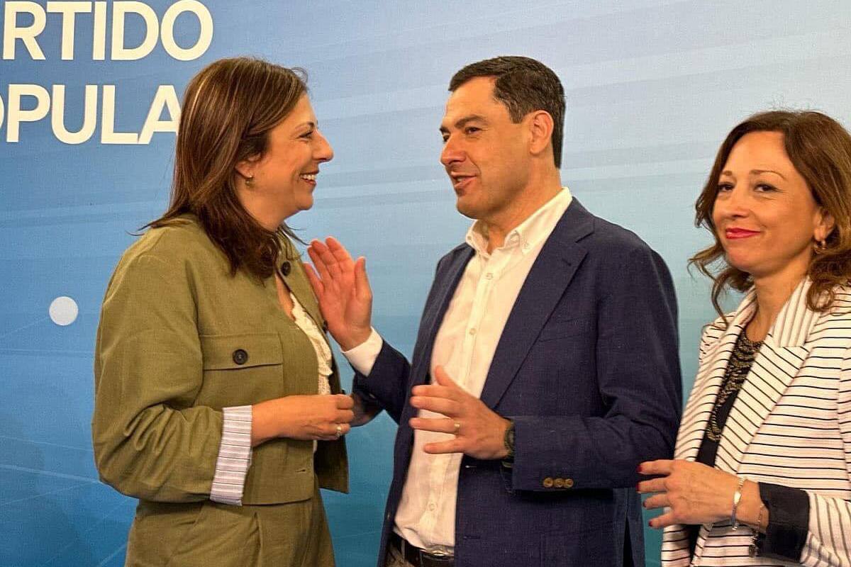 Moreno Bonilla coloca al frente de la Secretaría de Vivienda del PP en Andalucía a una mujer imputada por prevaricación, malversación y falsedad documental