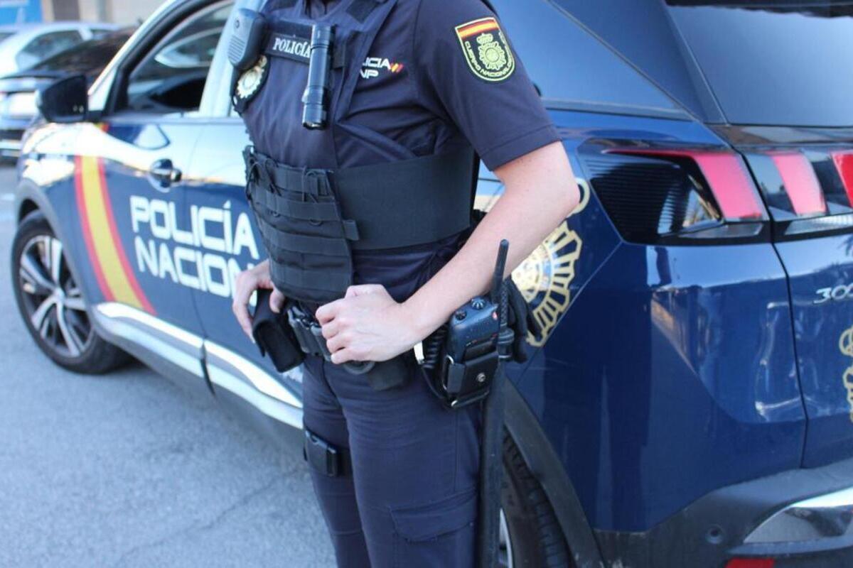 La Policía Nacional desarticula una trama que surtía de cocaína, hachís, fármacos y éxtasis a narcotraficantes en la provincia de Málaga