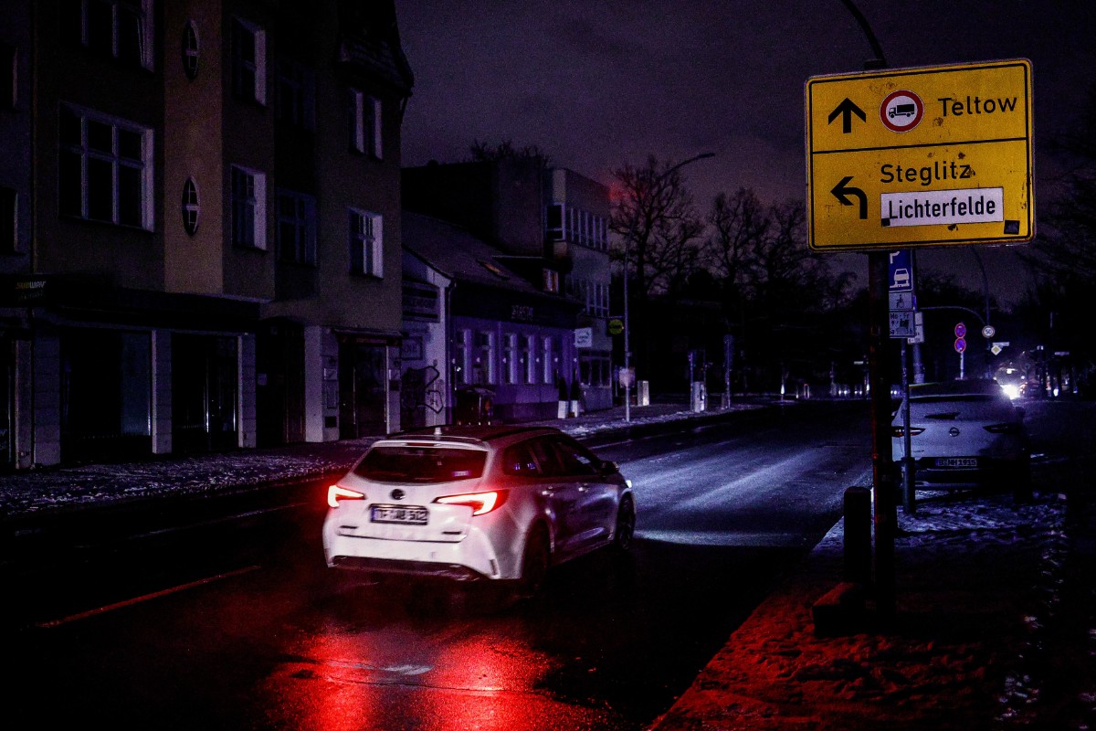 Unos 30.000 hogares siguen sin luz en Berlín en plena ola de frío tras el sabotaje ultraizquierdista a la red eléctrica