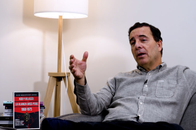 Aldo Mariátegui, en su nuevo libro sobre la infiltración de la KGB en Iberoamérica: «Allende estuvo más cerca de ser agente soviético que simple aliado»