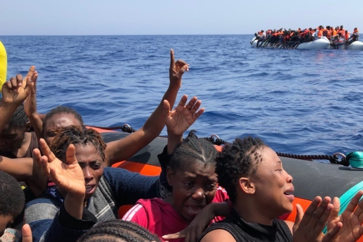 Túnez libera a seis miembros de una ONG francesa detenidos por ayudar a inmigrantes ilegales a entrar en Europa