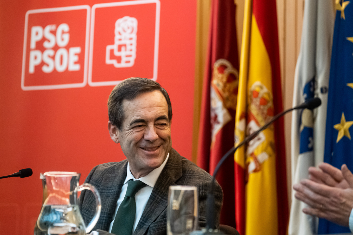 El exministro socialista José Bono amplía su mansión en la medina de Tánger tras integrar varias viviendas y eleva la superficie total de su conjunto residencial