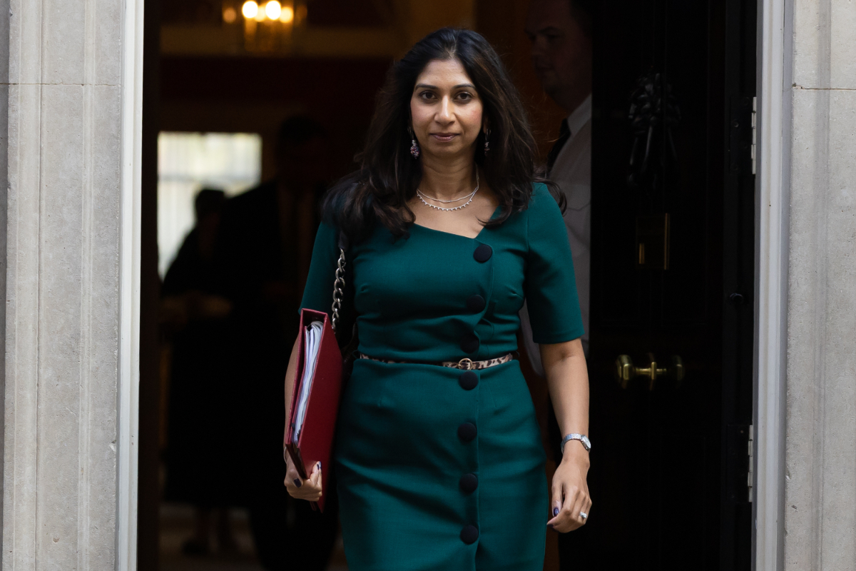 Se acelera el éxodo del Partido Conservador inglés hacia el soberanismo: una exministra del Interior se suma a Reform UK