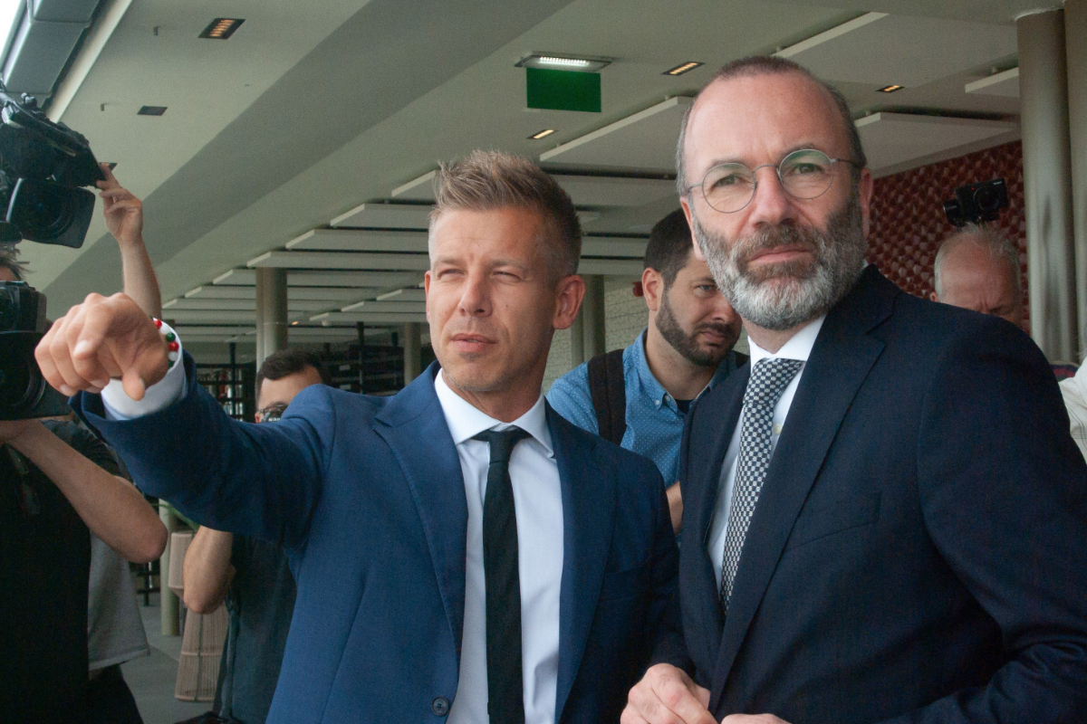 El Gobierno húngaro alerta de los vínculos del partido globalista Tisza con «potencias extranjeras»: «Es una amenaza a nuestra soberanía»