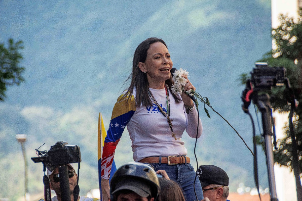 María Corina Machado considera urgente la liberación de todos los presos políticos de Venezuela: «No es posible hablar de transición con represión»
