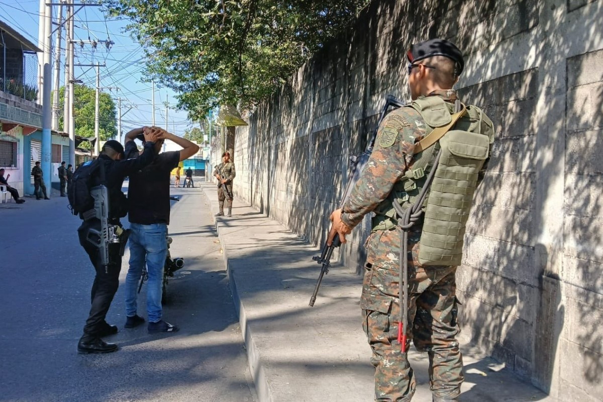 Más de 1.100 detenidos tras decretarse estado de sitio en Guatemala en medio de una ola de violencia criminal